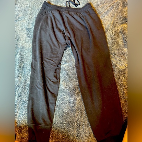 Women’s Joggers - Picture 2 of 3